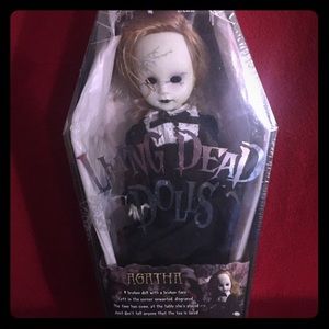 Series 23 “Agatha” Living Dead Doll
